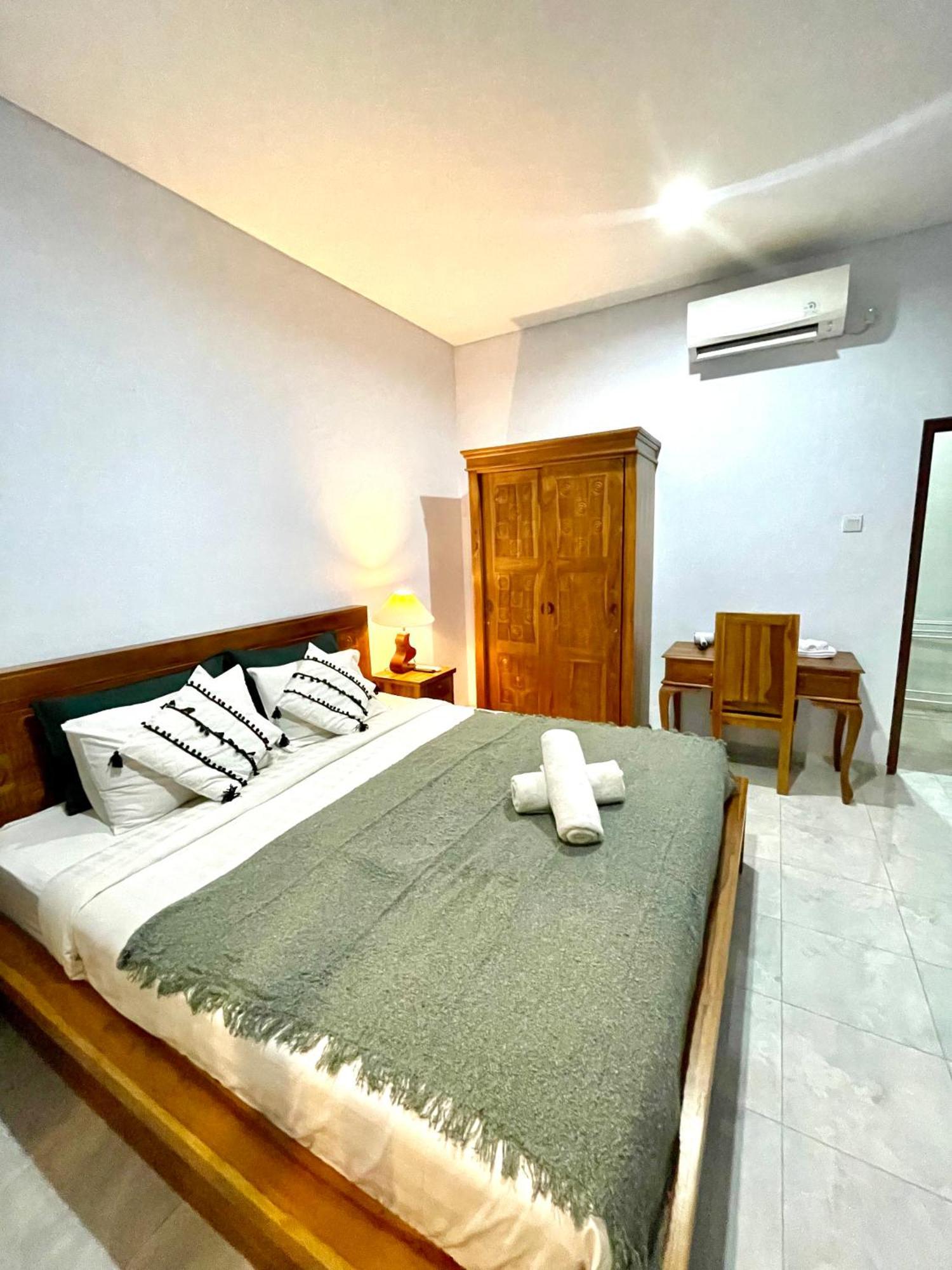 Chua Guest House Canggu Esterno foto