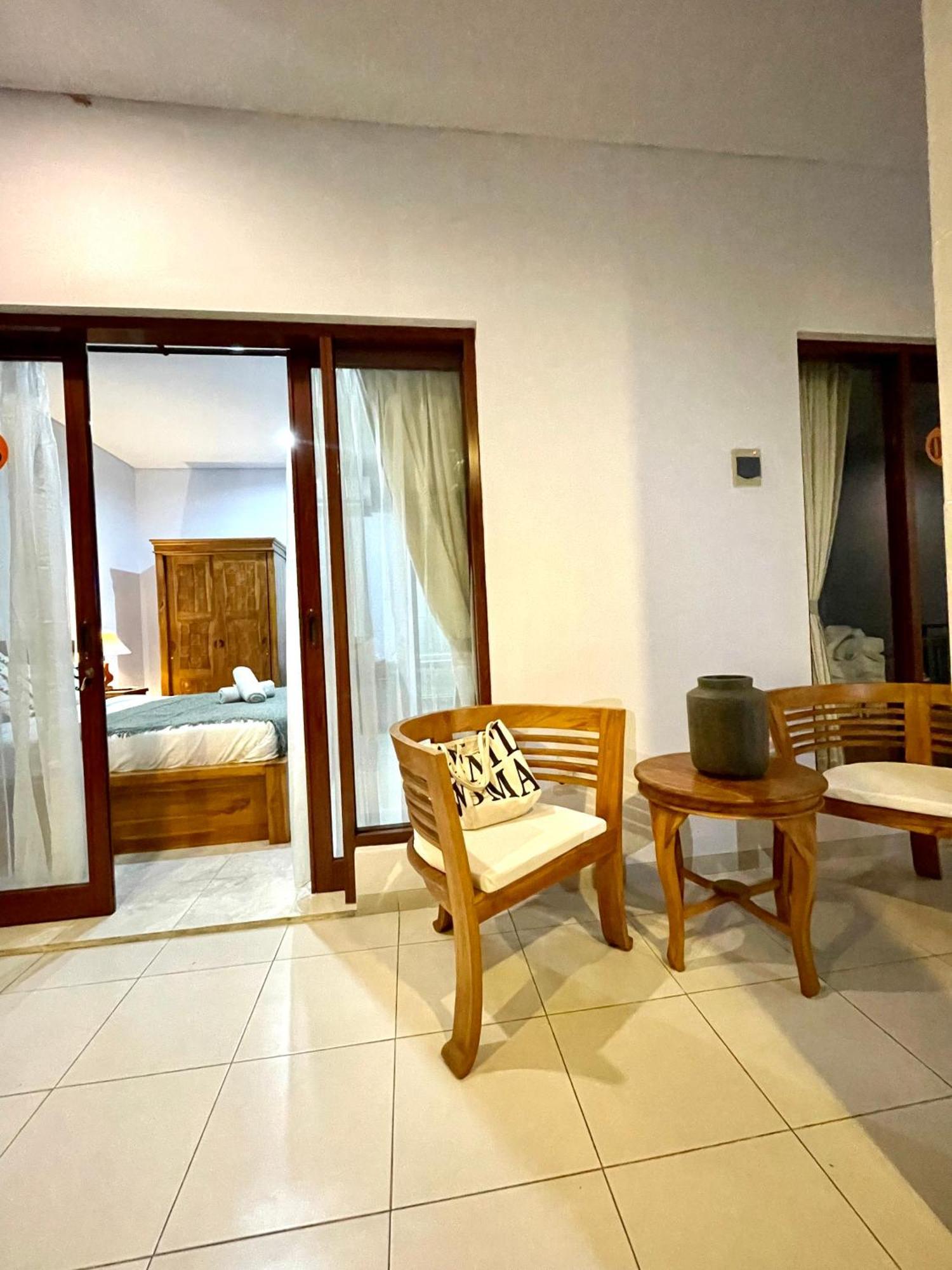 Chua Guest House Canggu Esterno foto